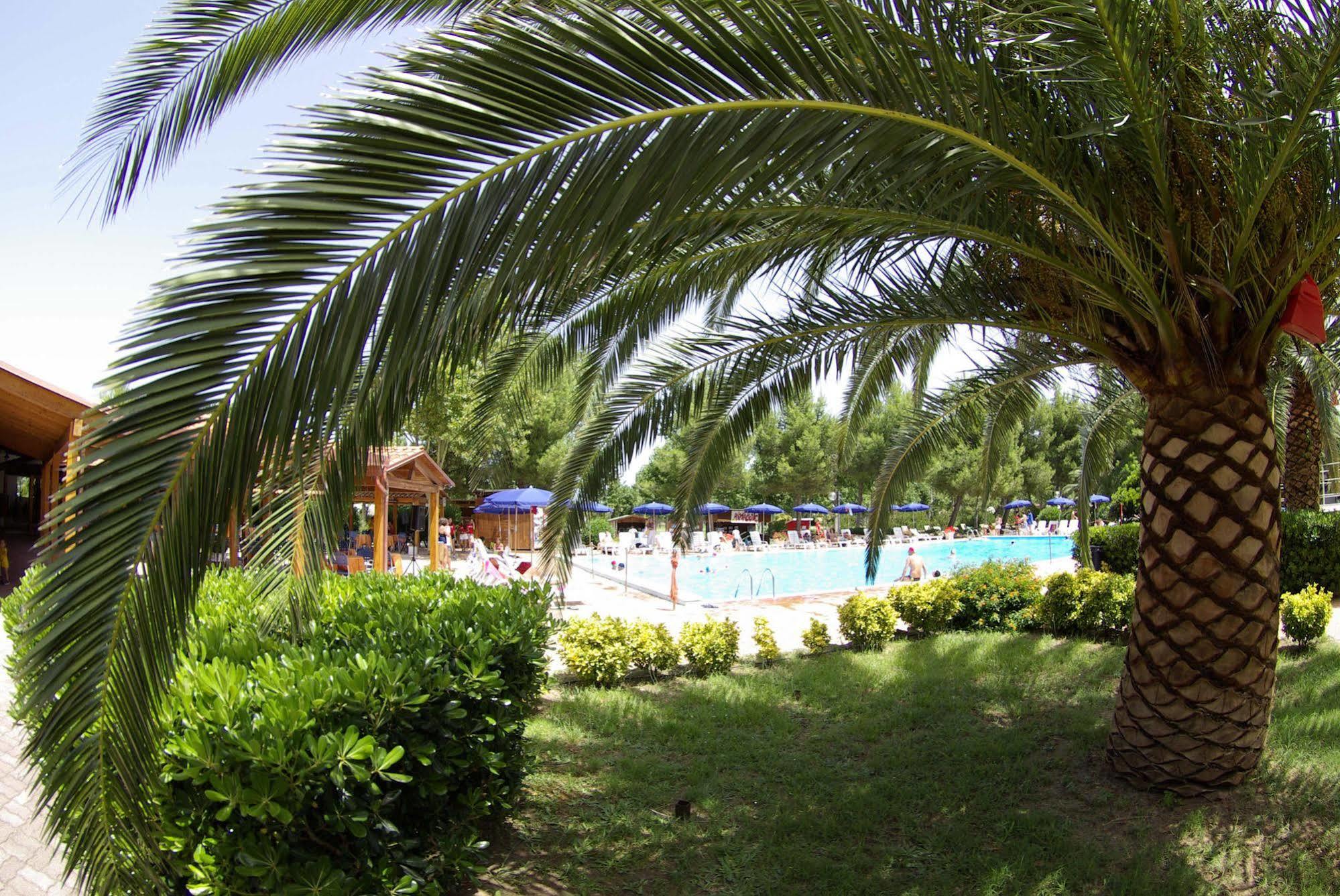 Villaggio Albatros Resort Lesina Exterior foto